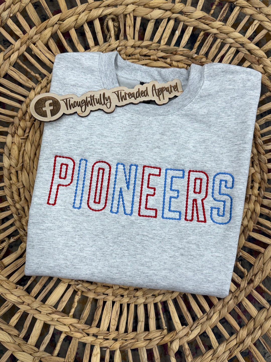 Pioneers Embroidered crewneck